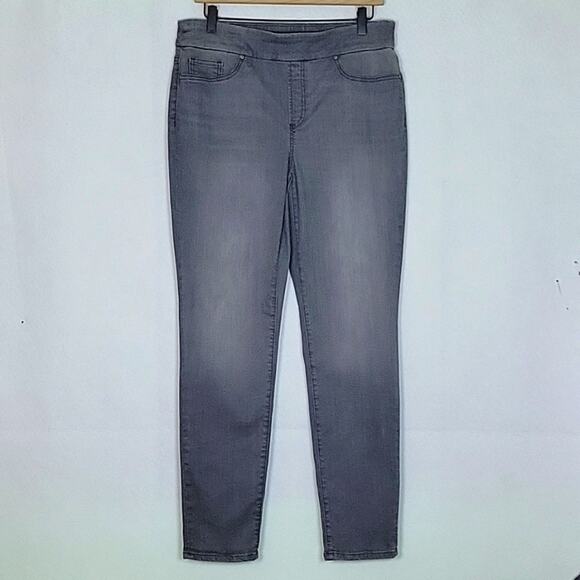 Chico's Grey Pull-on Jegging Size 6R - Picture 1 of 5